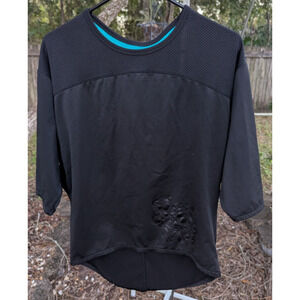 Disney Parks Women's Black XS/S Authentic Original Shirt 3/4 Sleeve